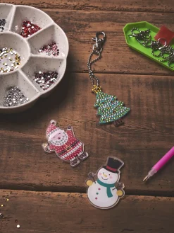 DIY-julenøkkelringer Med Diamantkunst