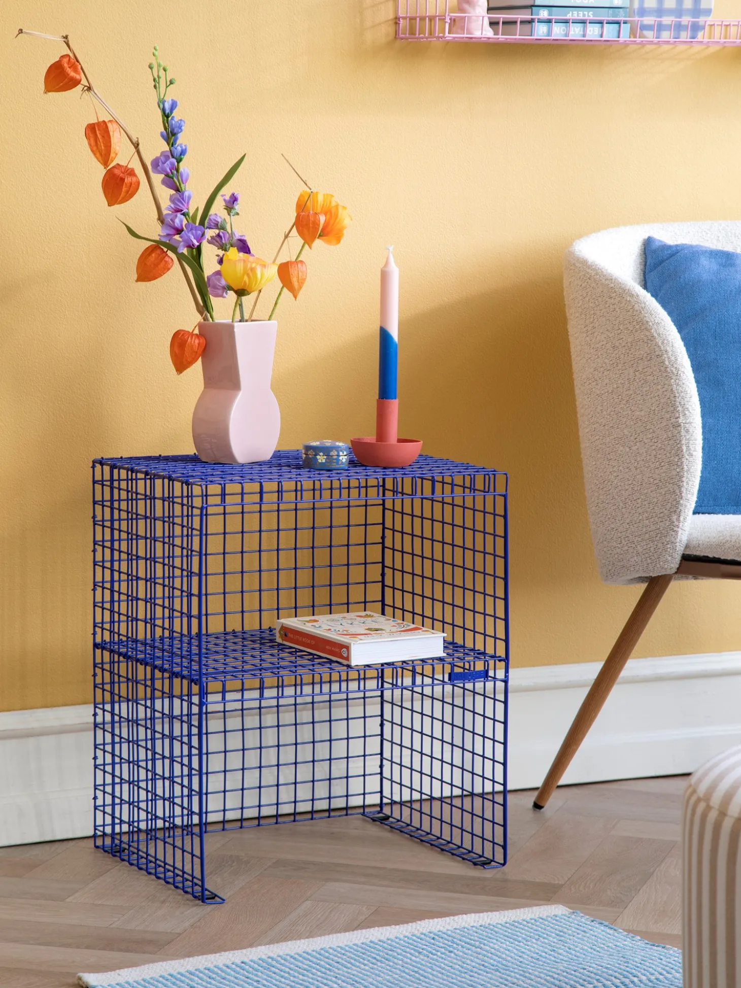 GRID SIDE TABLE