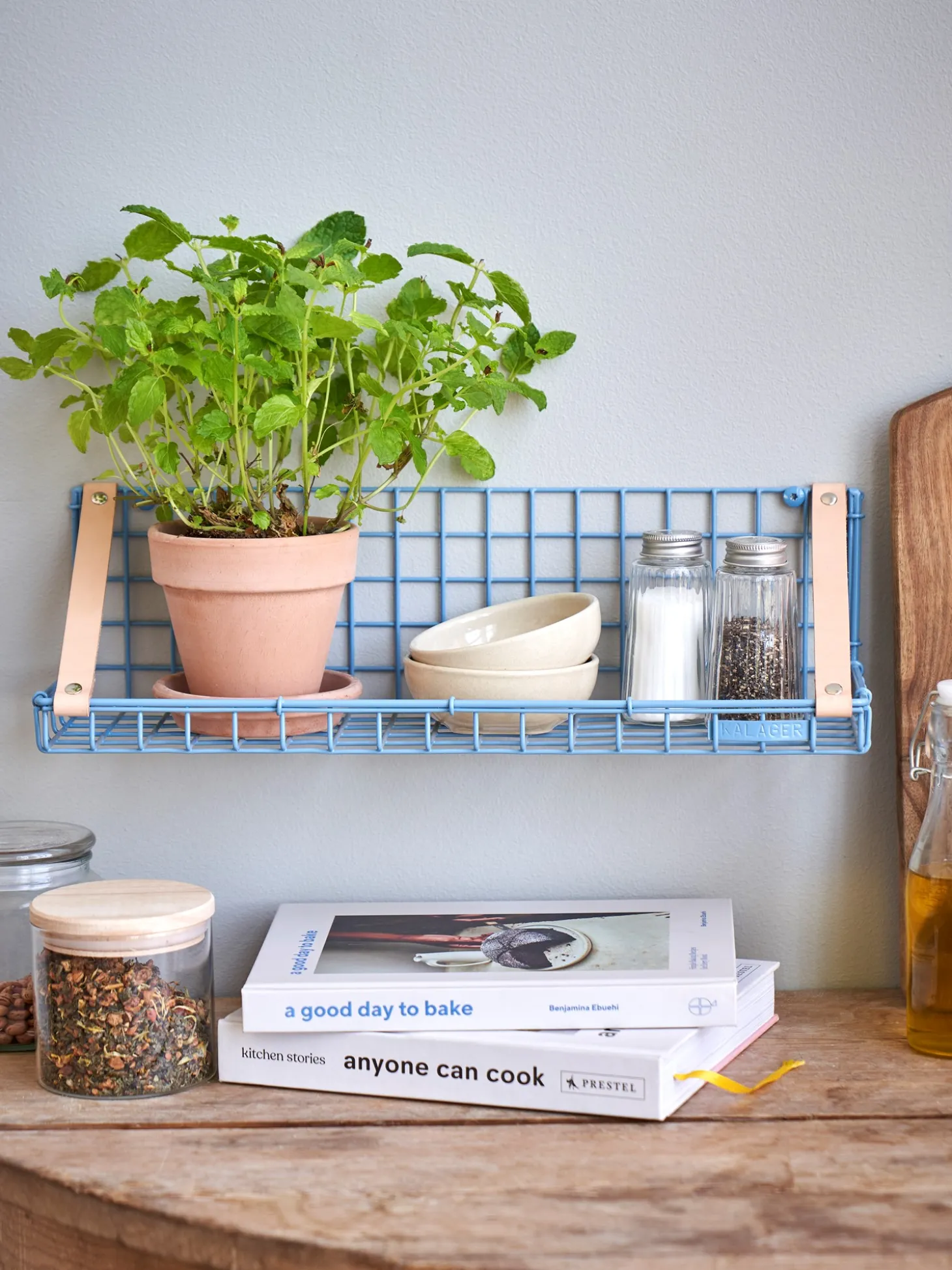 SHELF Hylle