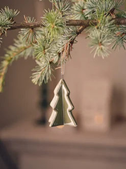 Treornament