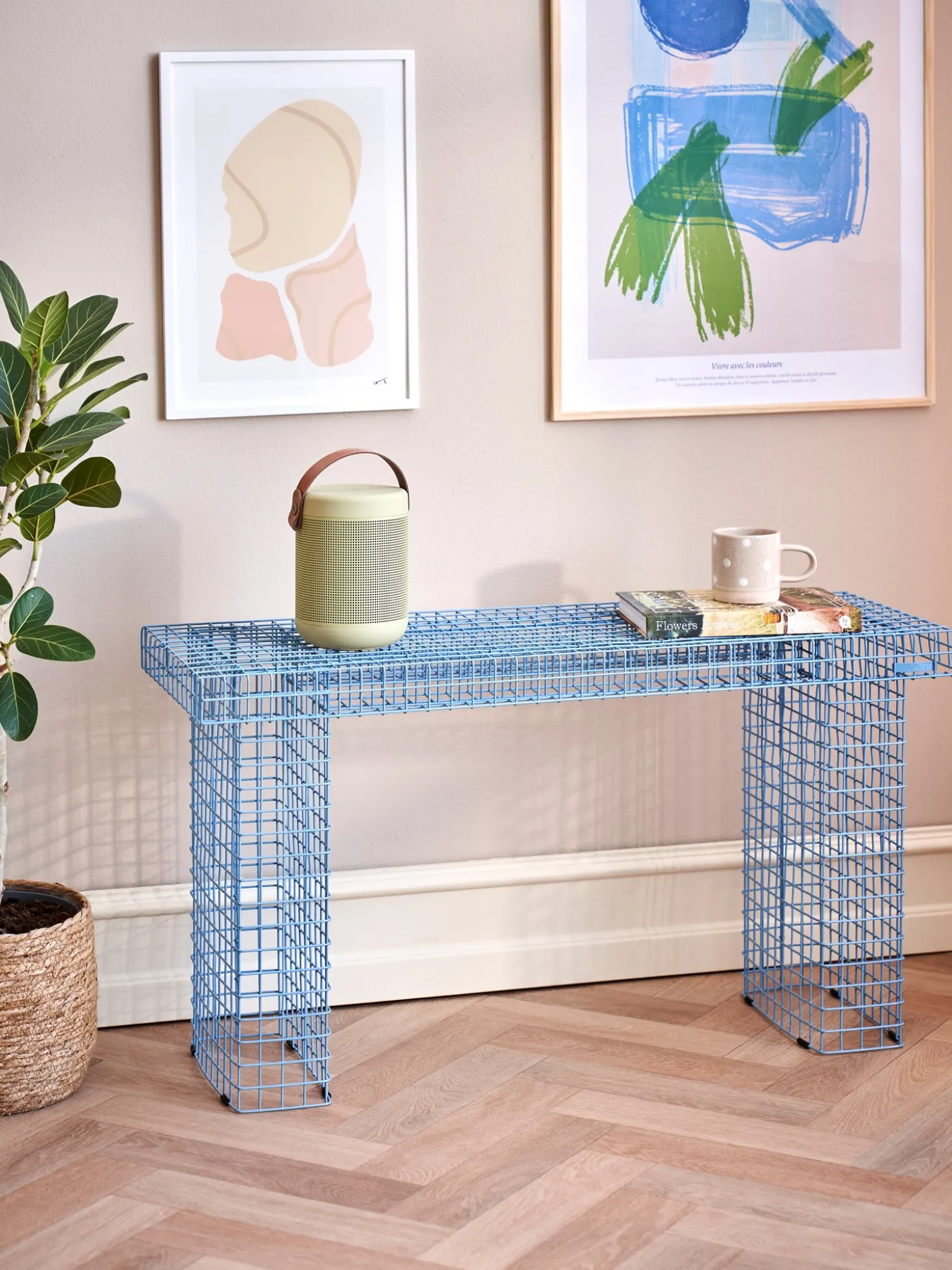 WIRE BENCH Wirebenk