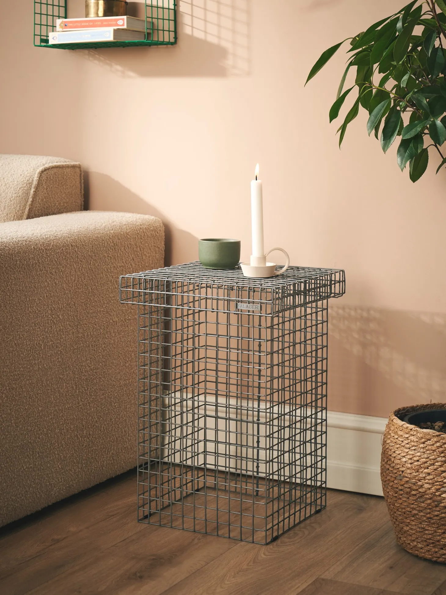 WIRE STOOL